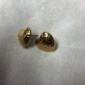 18k gold filled hammered heart earrings